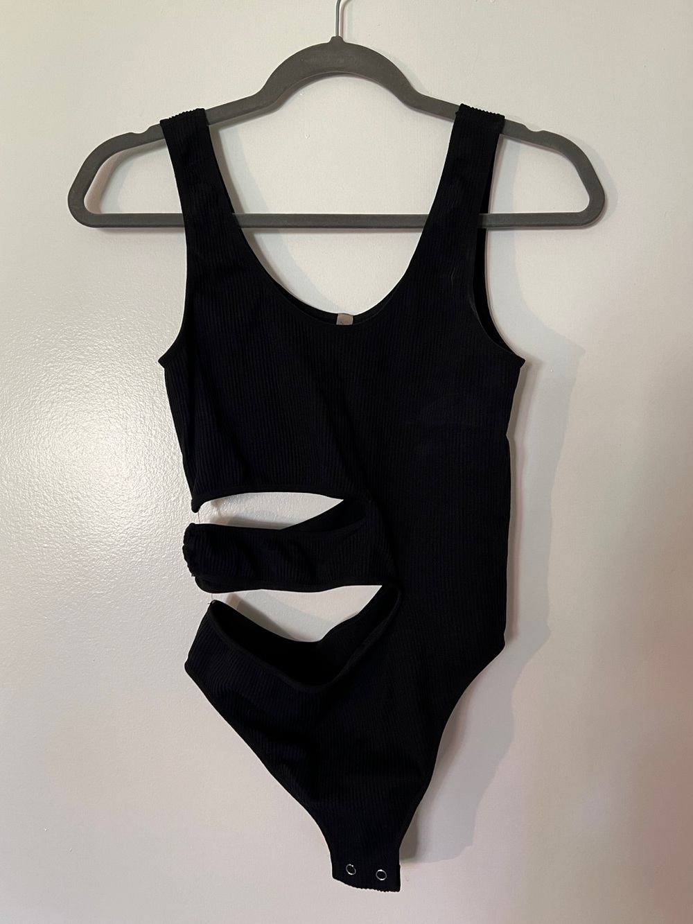 ANWND Black Ribbed Cut Out Bodysuit Size M/L Sexy Stretch Top